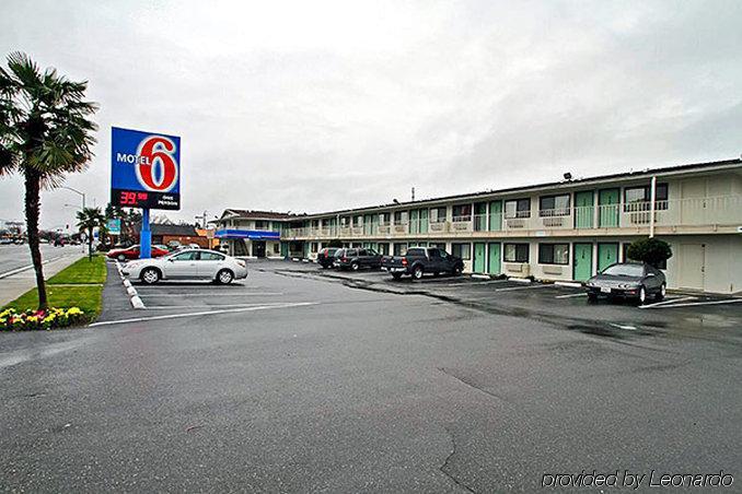 Motel 6-Fresno, Ca - Blackstone North Exteriör bild